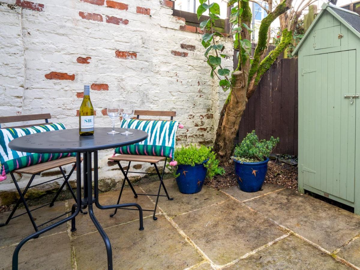 Quarry Cottage Courtyard Garden Pass The Keys サイレンセスター エクステリア 写真